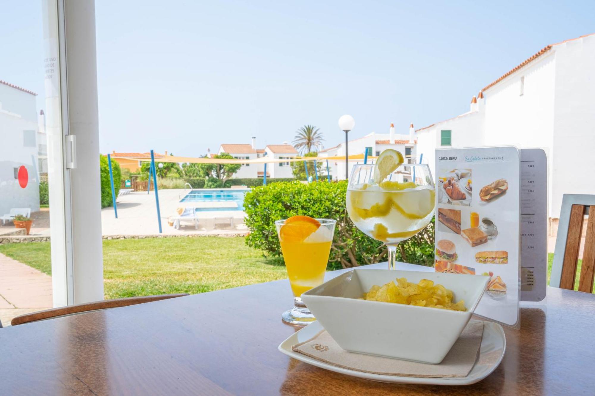 Apartamentos Sa Caleta Luaran gambar